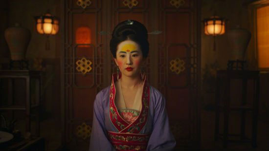 好莱坞引发中国风潮，改编电影《花木兰》在国际市场爆火！